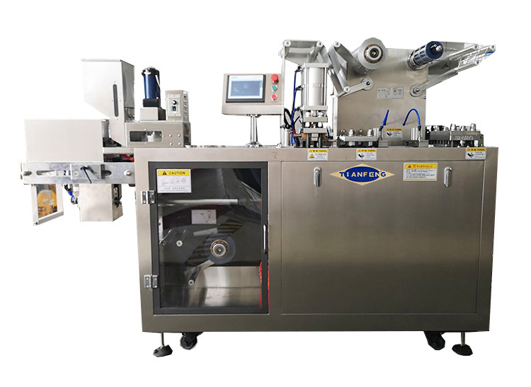 DPB150 Ss304 آلة تعبئة نفطة الألمنيوم والبلاستيك المسطحة PLC شاشة تعمل باللمس