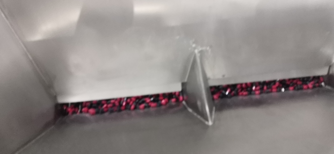 50 هرتز/60 هرتز عداد الجهد و آلة التعبئة 10- 120 زجاجة / دقيقة القدرة على التعبئة السريعة والدقيقة